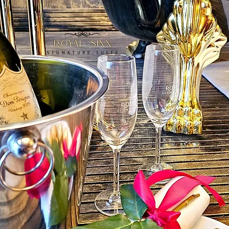 Royal Sinn Signature דירה