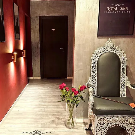 Royal Sinn Signature *