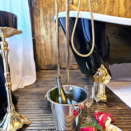 Royal Sinn Signature בוקרשט