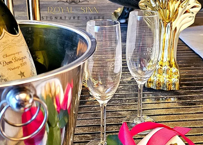 Royal Sinn Signature 아파트